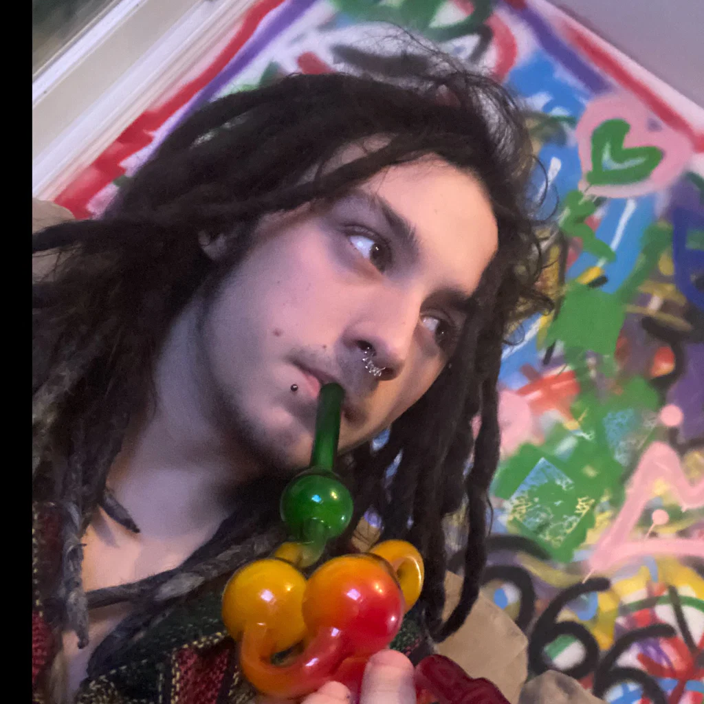 White Lion's avatar
