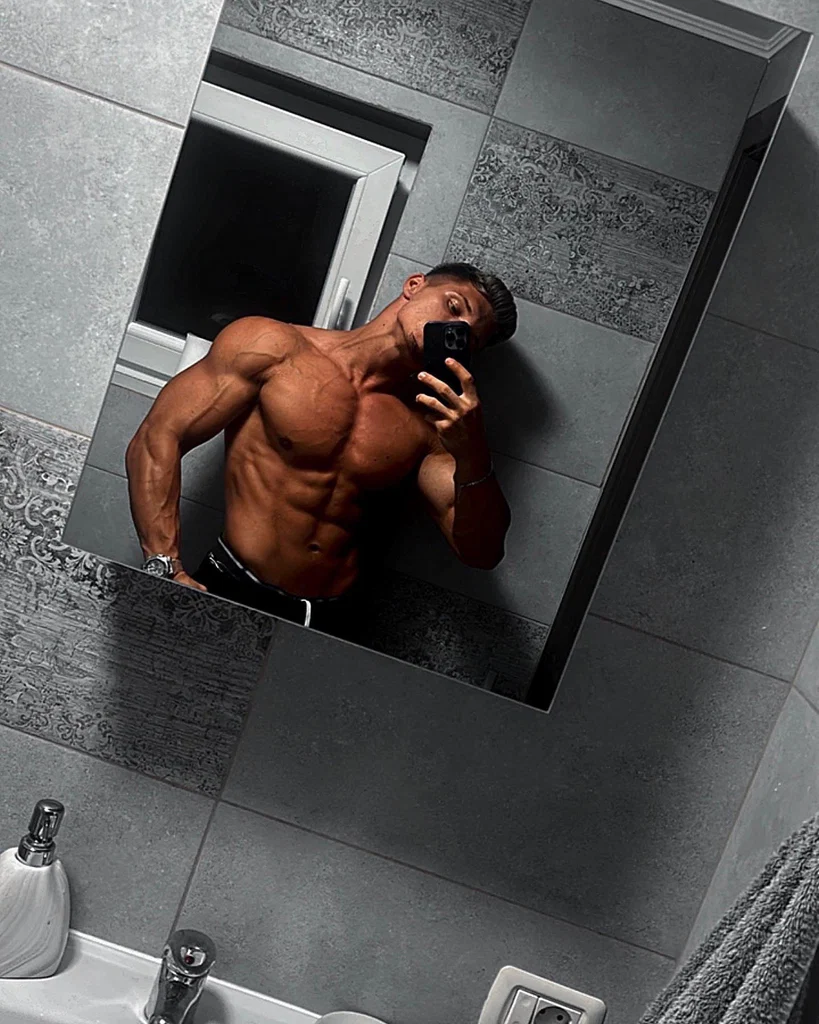 Kevin Muscle's avatar