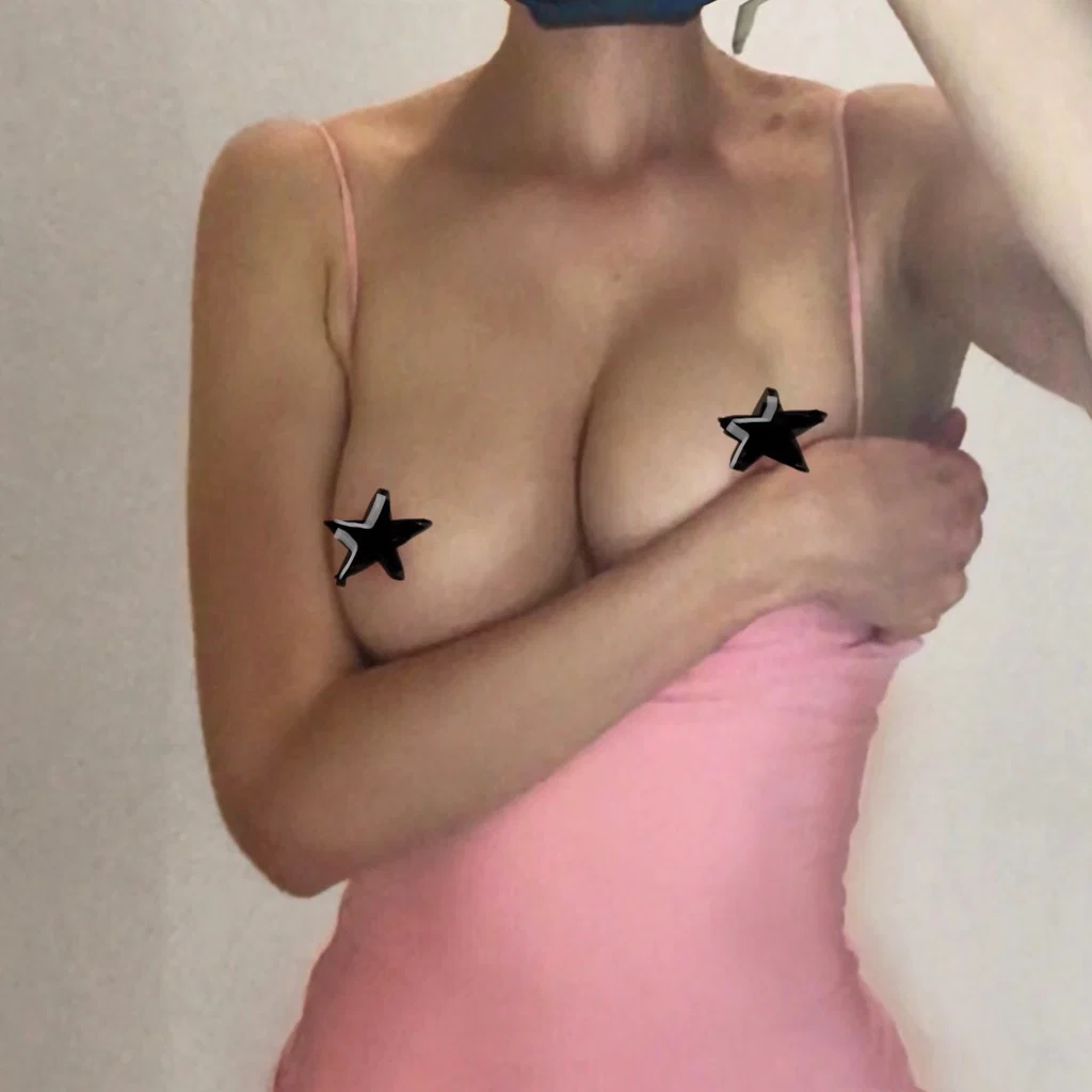 Eleanor Scarlett 🤍's avatar