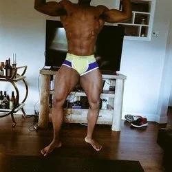 Travis 💪🏽🇺🇸's avatar