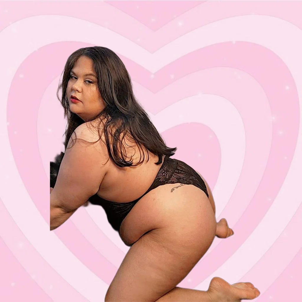 Nadine Nikols BBW Free's avatar