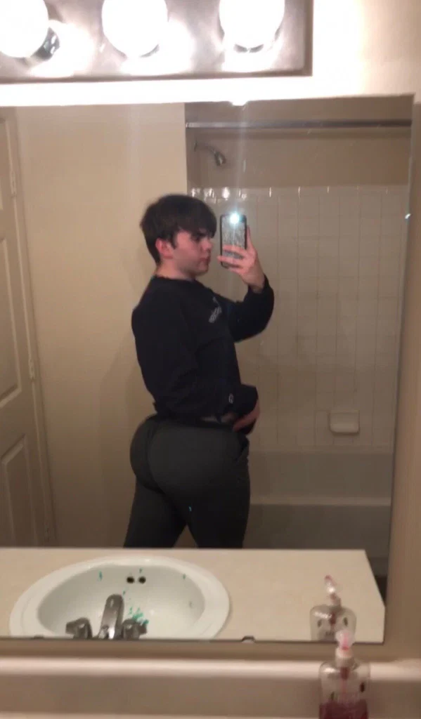 Big Booty Throat Goat 🍑🐐