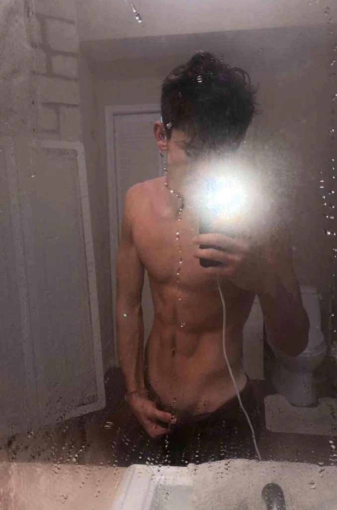 Dylan Carter's avatar