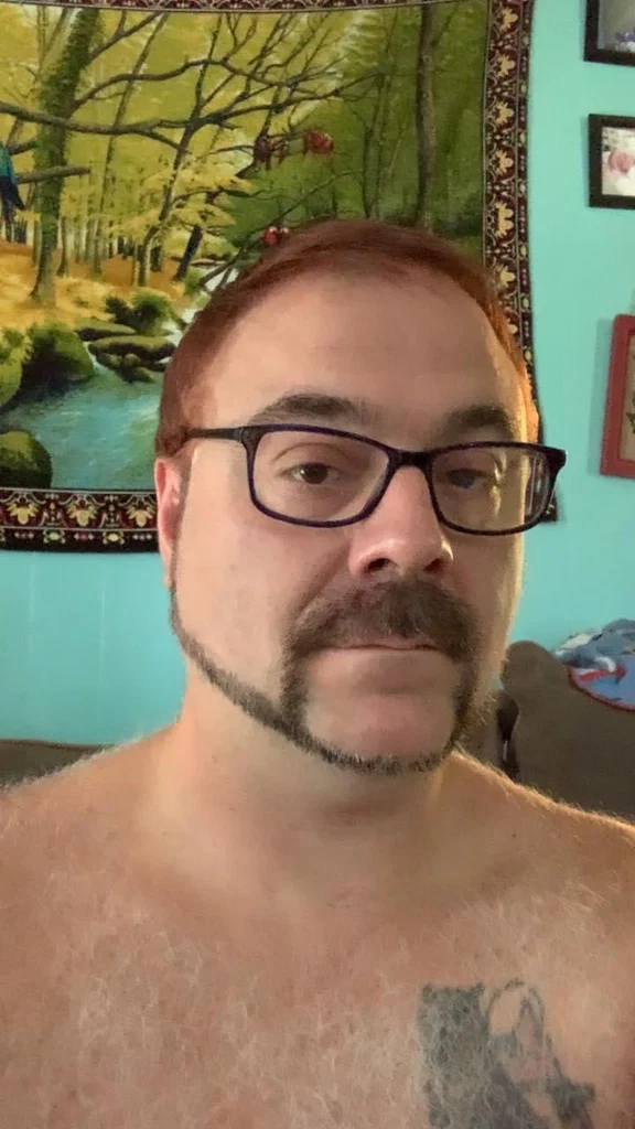 Rainbow Male's avatar