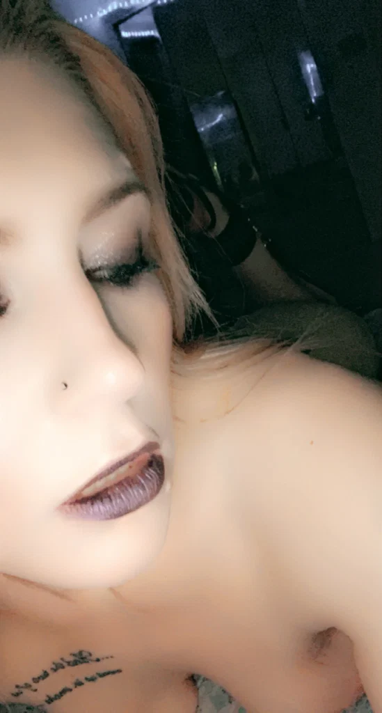 Autumn Renee''s avatar