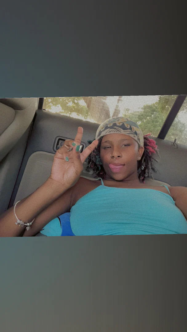 pretty brown skinš„° profile banner