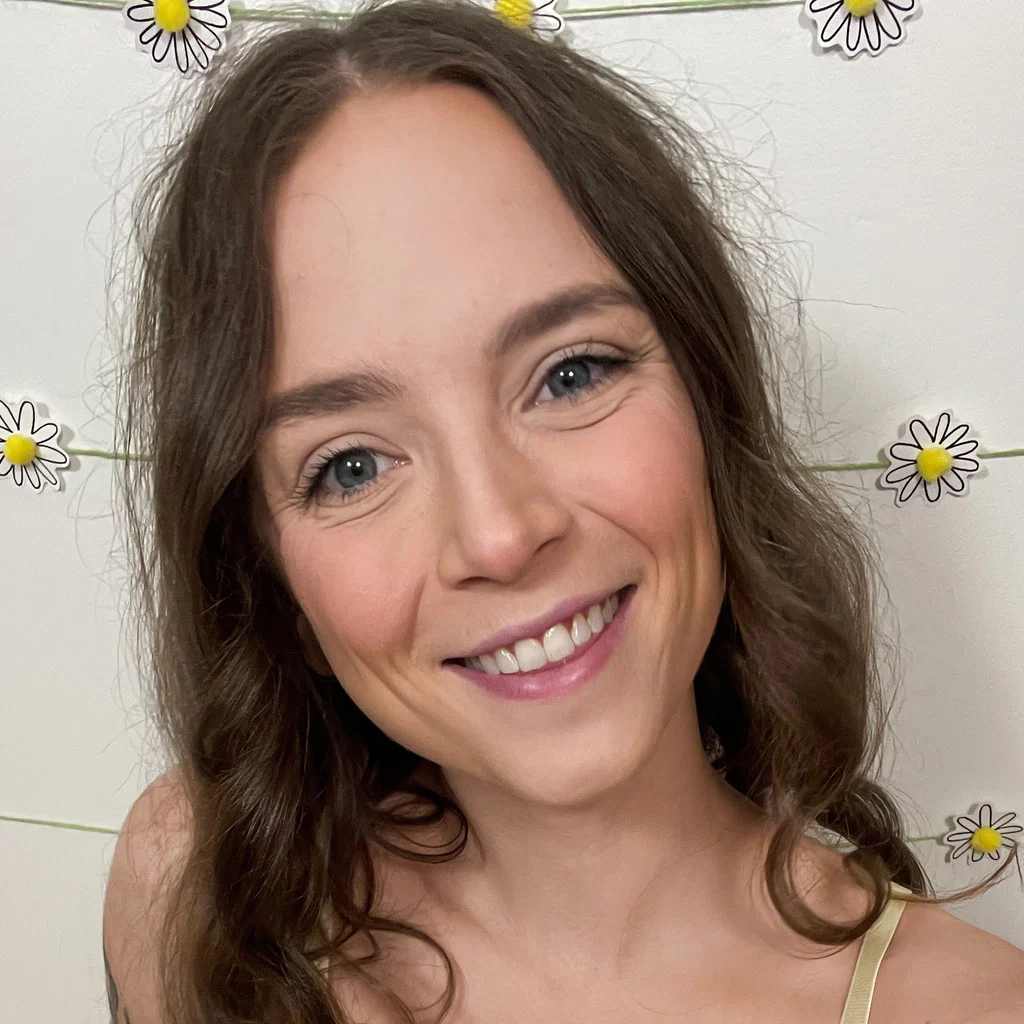 Ashton Faye Free's avatar