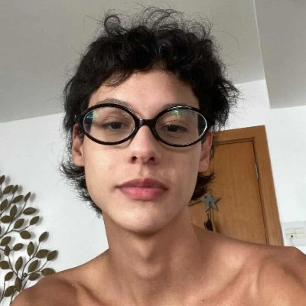 troye