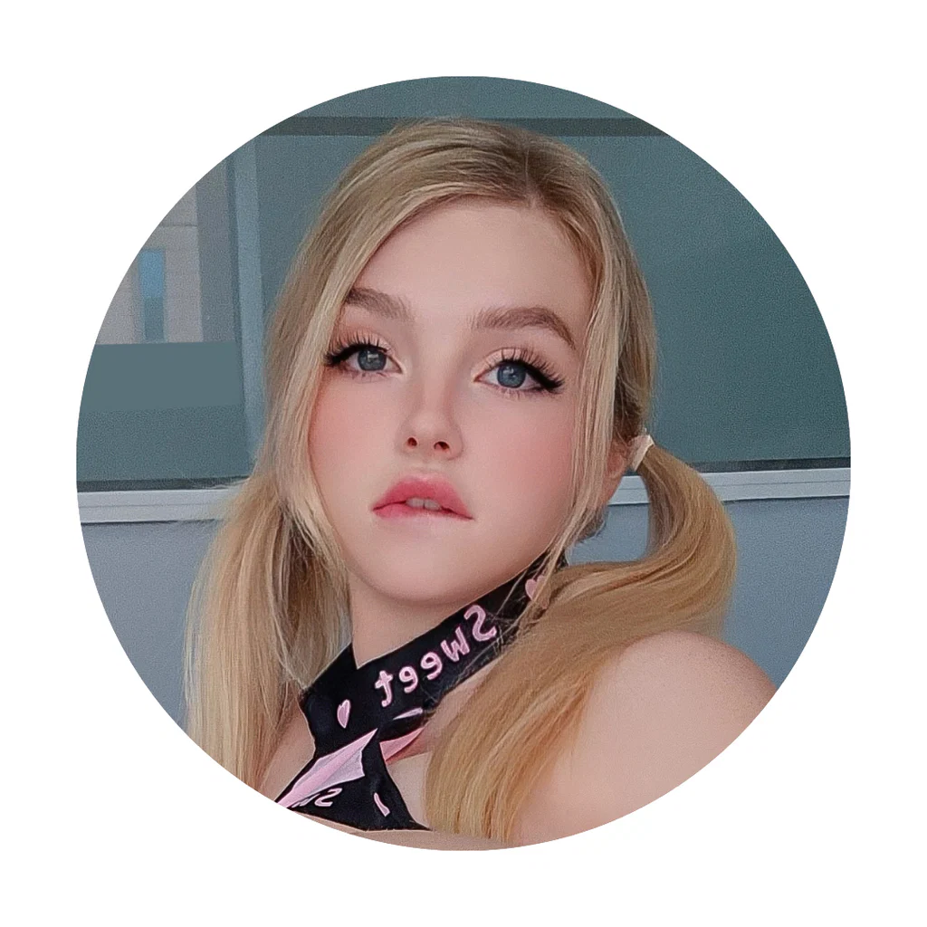Evie Lee Mikomin🌟Free's avatar