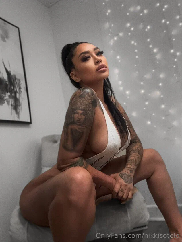Nikki Sotelo's avatar