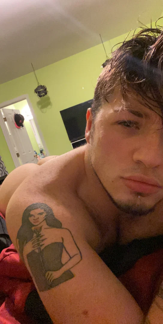 Giovani Rose profile banner