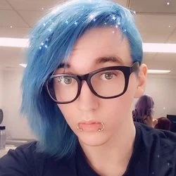 Chloe Okami's avatar