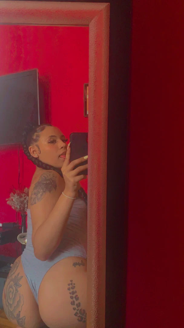BADDIEBADDIE profile banner