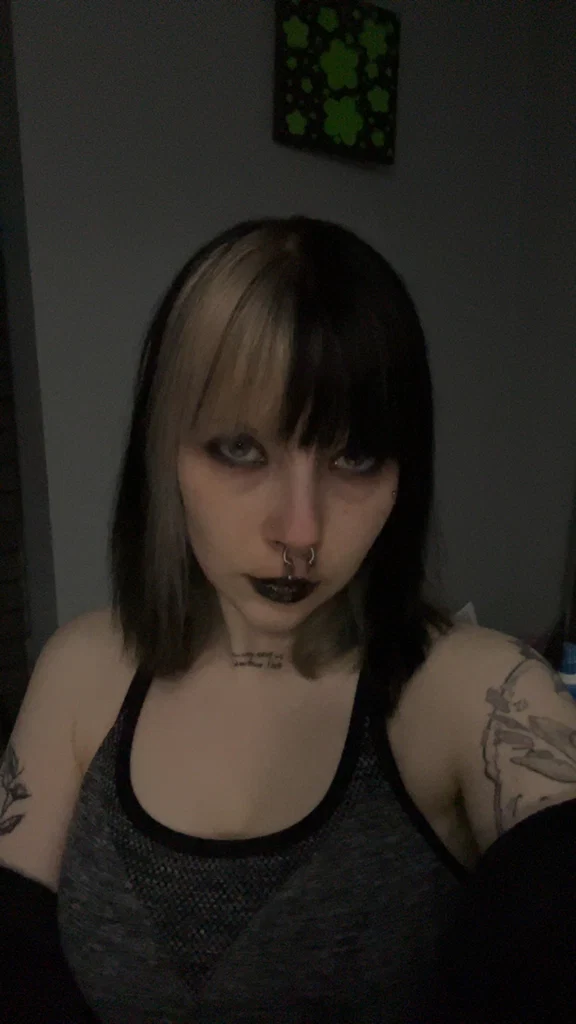 Sultry Symphony's avatar
