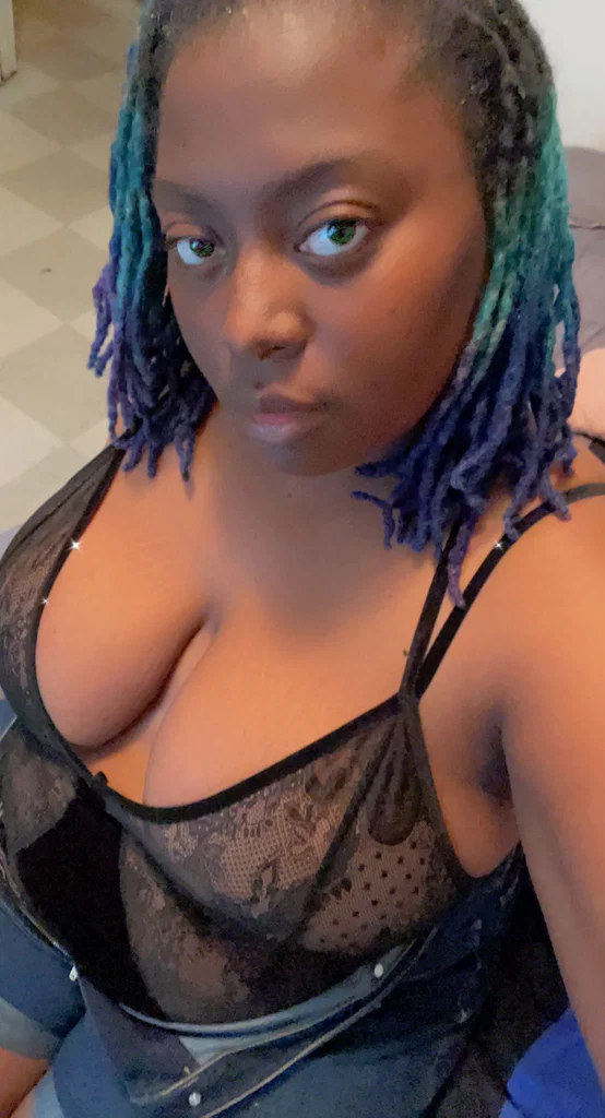 Lady T's avatar