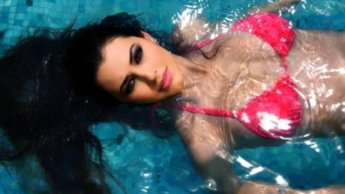 ALEJANDRA MARTINEZ profile banner