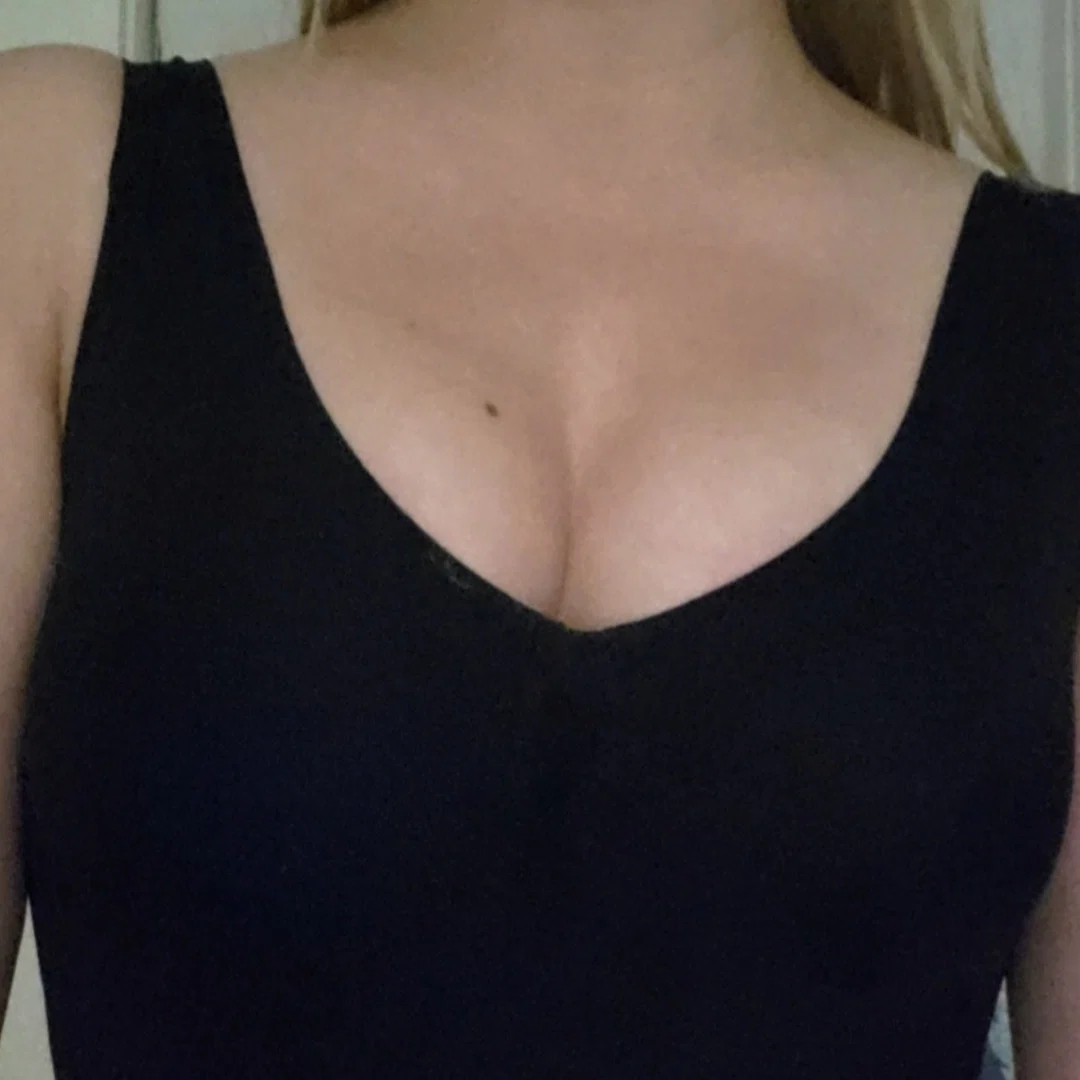 Blonde Barbie Sauce (free) profile banner