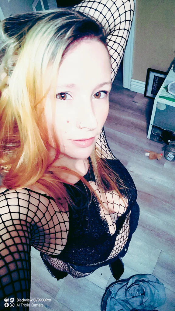 Fríðr Fönix🍁's avatar