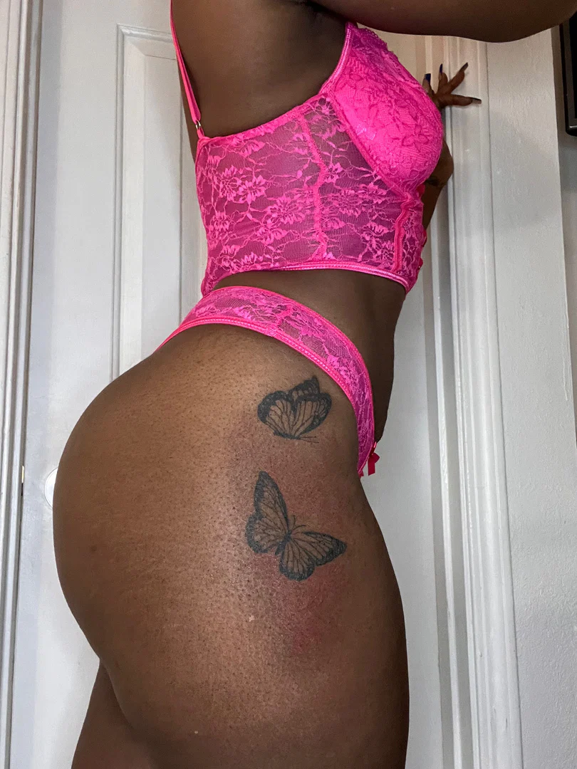 Lovely Kayy profile banner