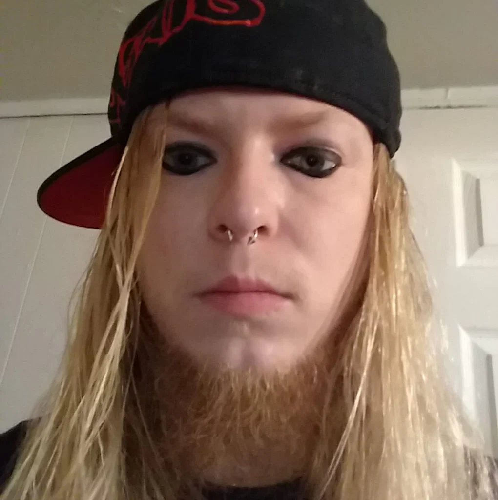 Raven Synn's avatar