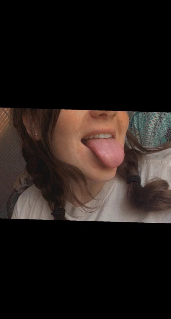 Lacey 🌷 profile banner