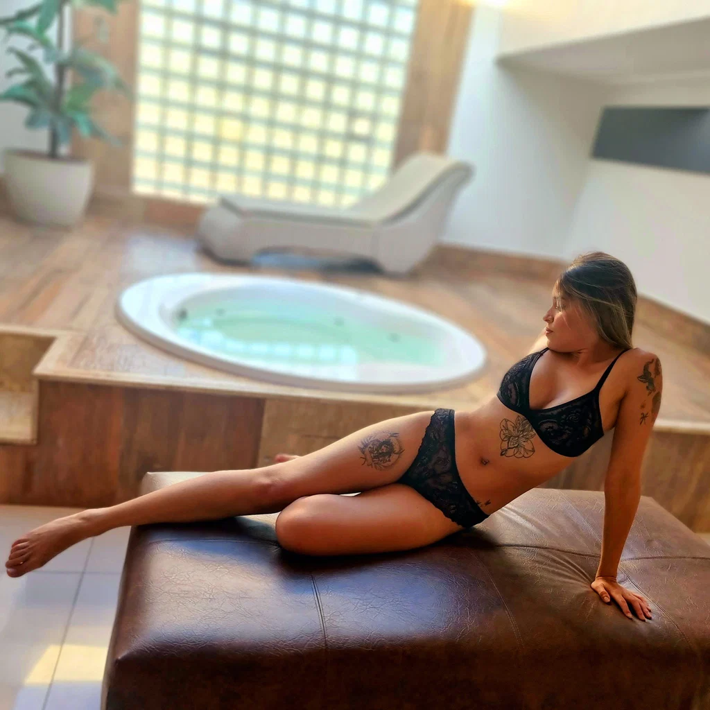 Michelle Roux's avatar