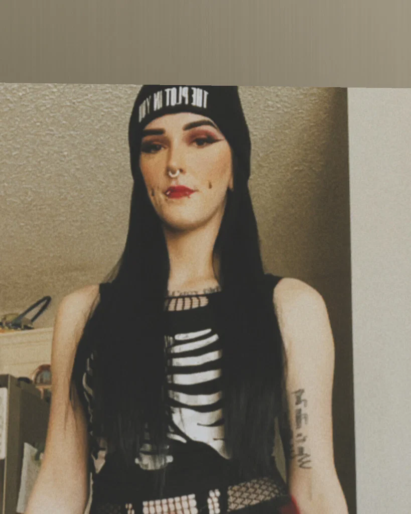Gothic goddess's avatar
