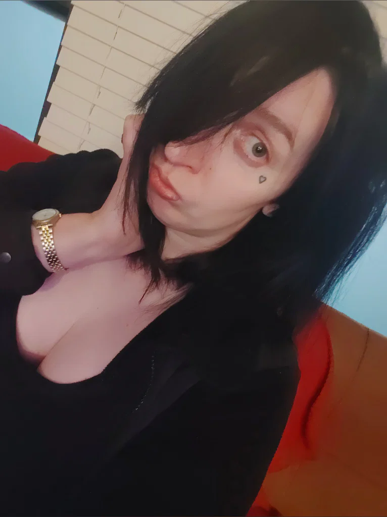 Combat Cutie <3's avatar