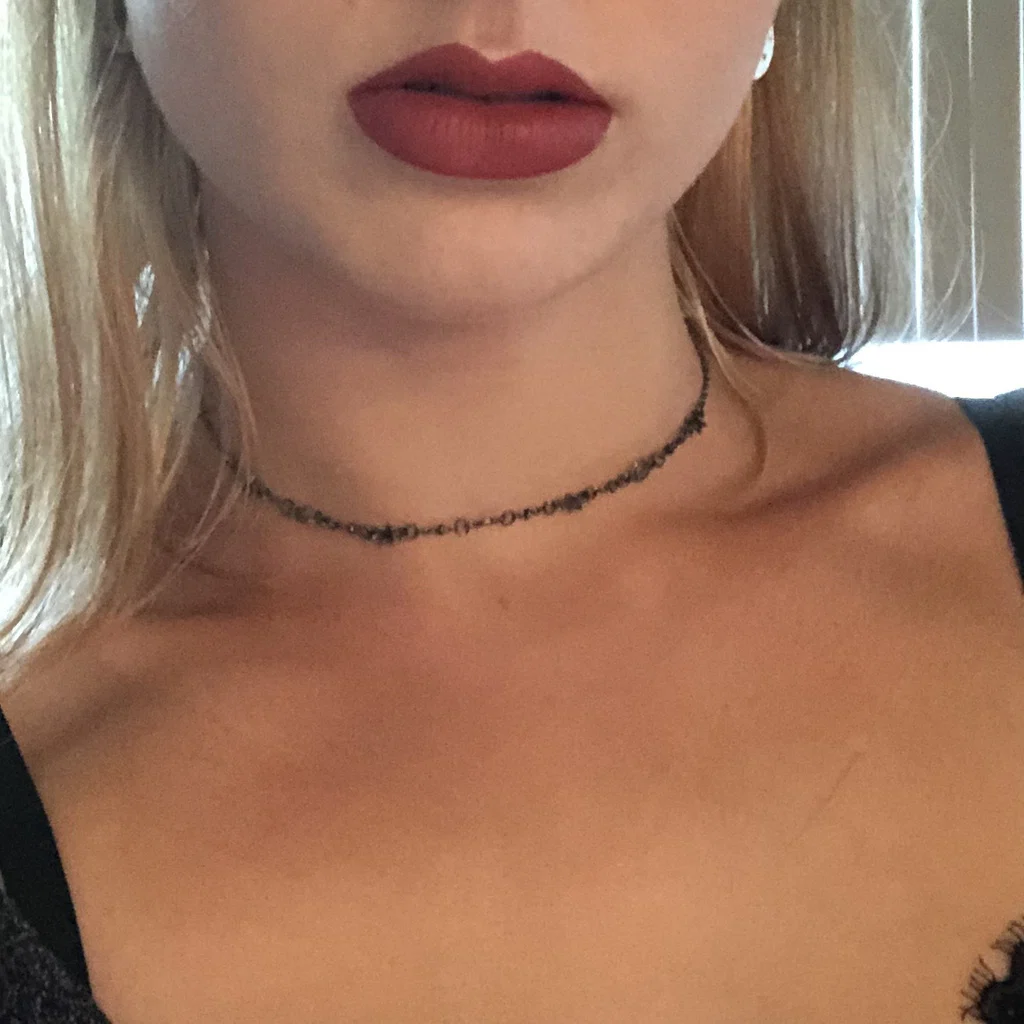 Karolyn Crowe's avatar