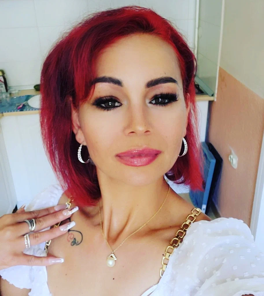 Vickylove's avatar
