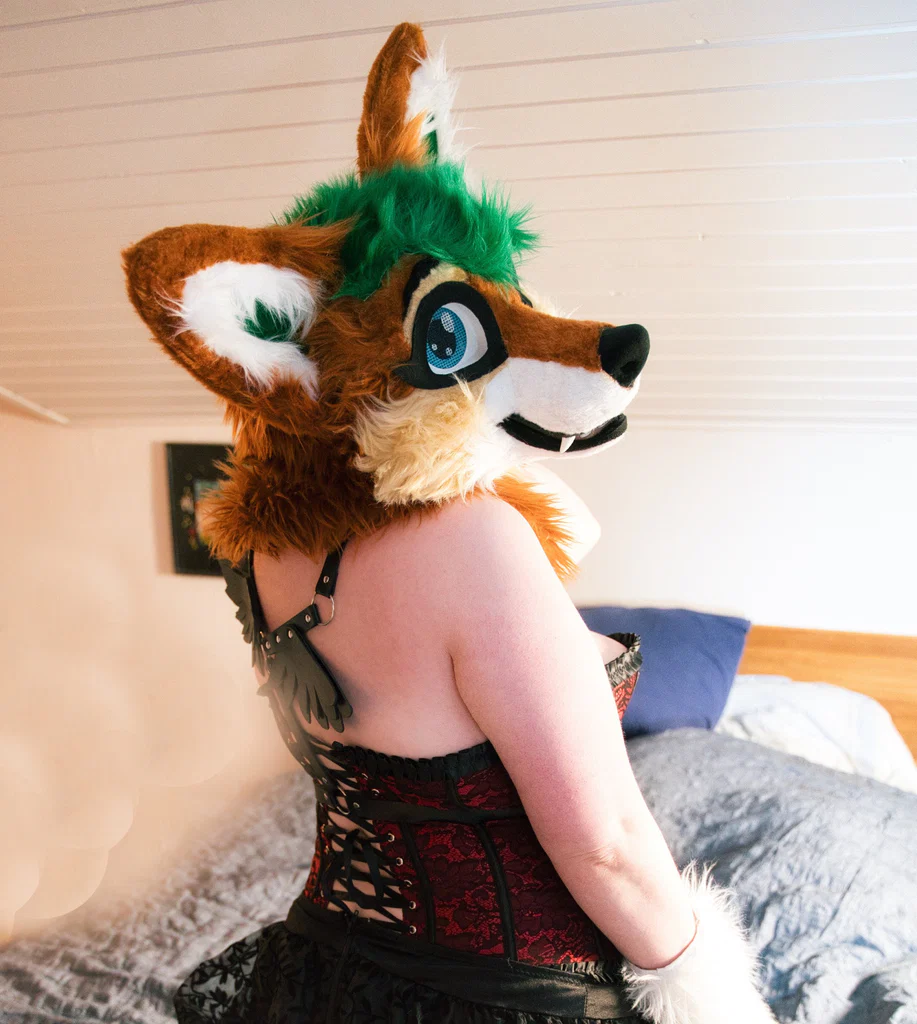 Furry_Foxxy's avatar