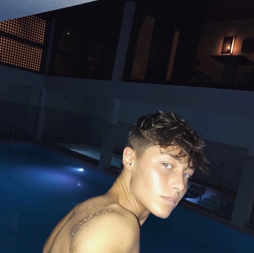 YNEJK's avatar