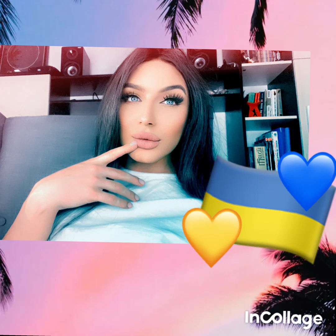 IteliaRoom profile banner