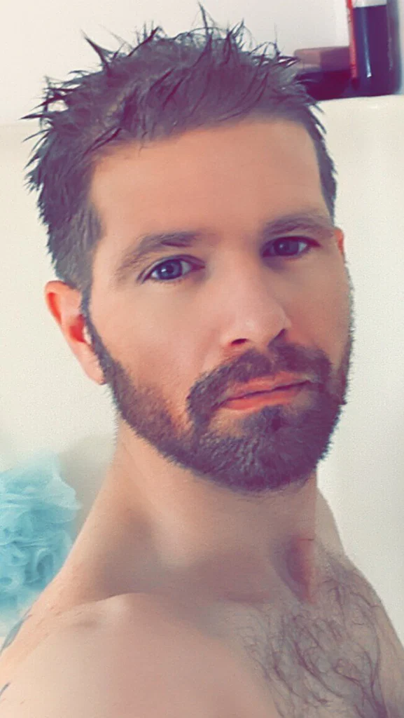 Arron Lux's avatar