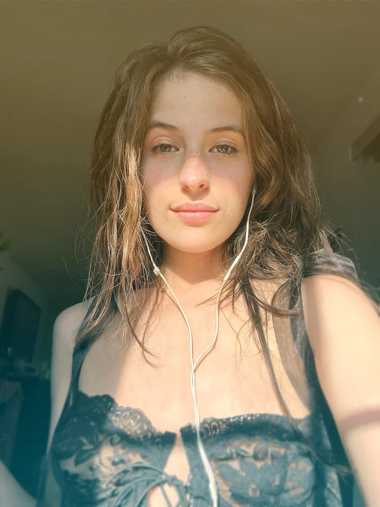 Ivory Elizabeth ❤️‍🔥's avatar