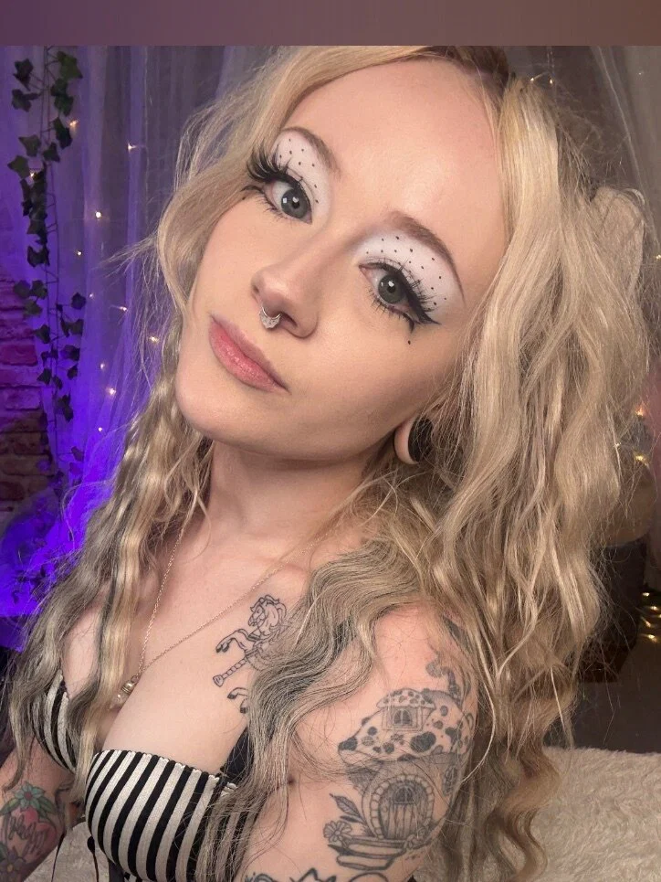 crybaby BDAY MONTH 🥳