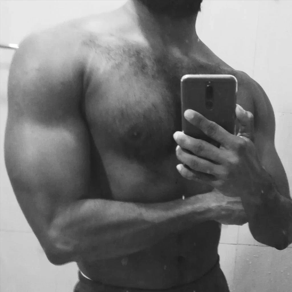 Virgin Muscle Model's avatar