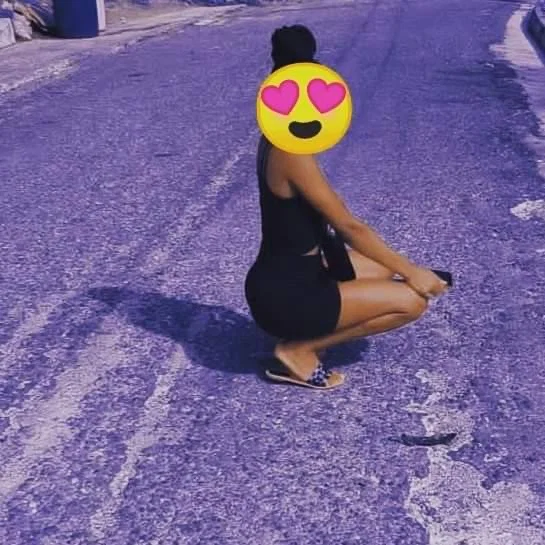 ✶ 🎀 𝐸𝓁𝓁𝒶 🎀 ✶