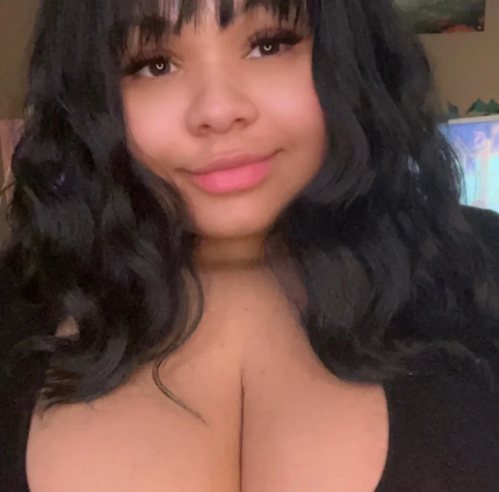 FREE CUM LOVIN CUTIE💦💦's avatar