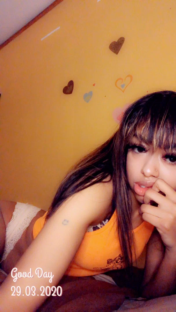 Nini profile banner