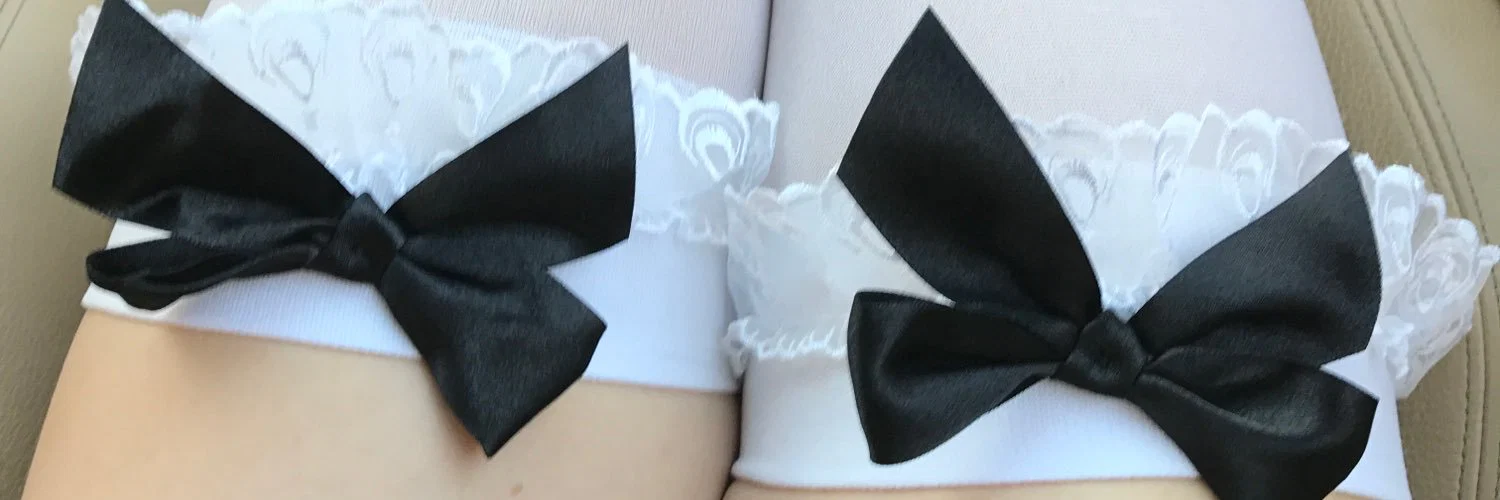 Mia Collins profile banner