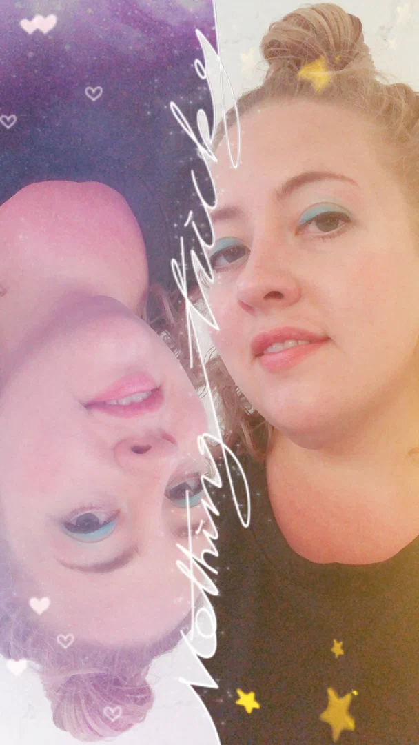 goldie hart profile banner