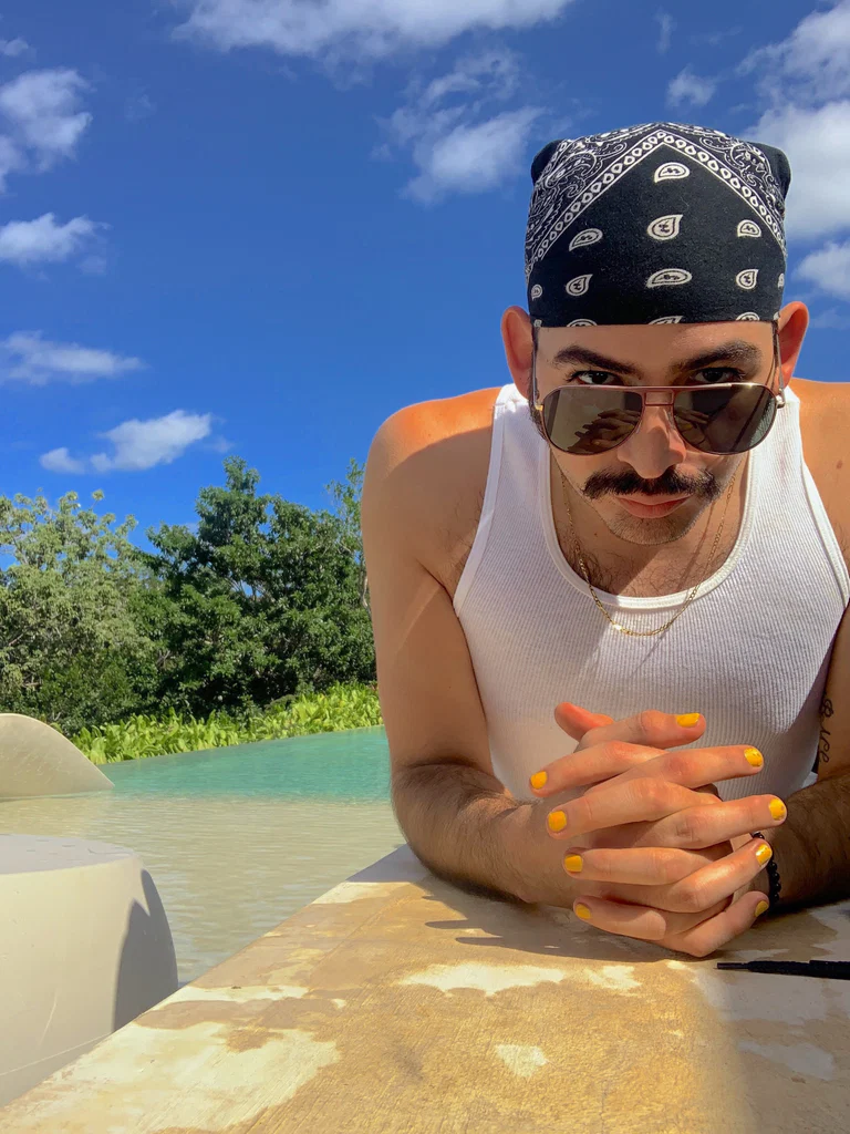 Jovanni's avatar