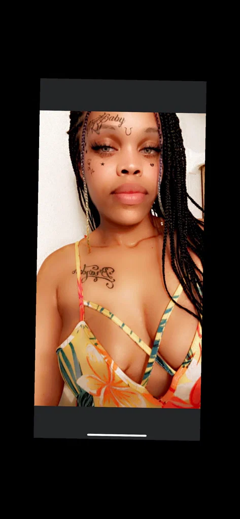 Nefertari's avatar