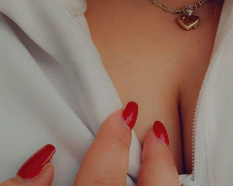Allee Dees's avatar