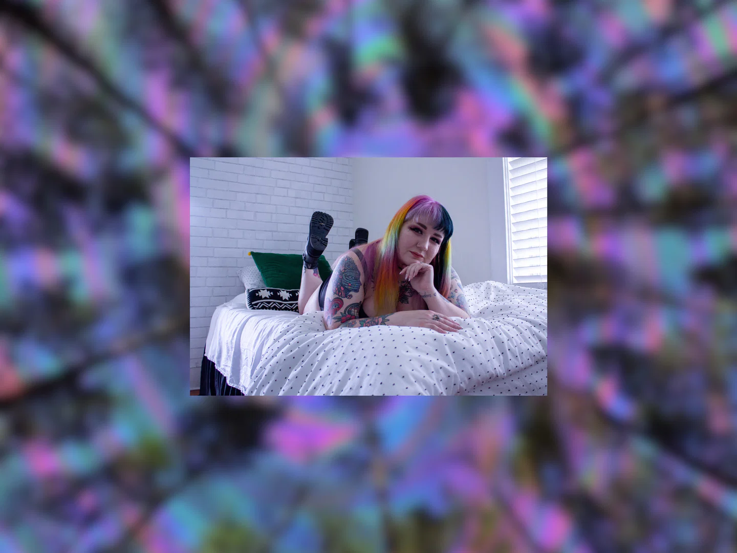Nova Rose profile banner