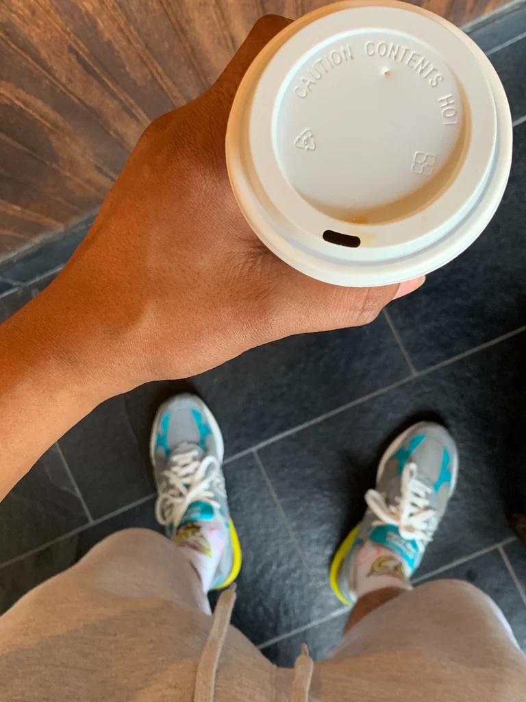 Sneakers and coffee's avatar