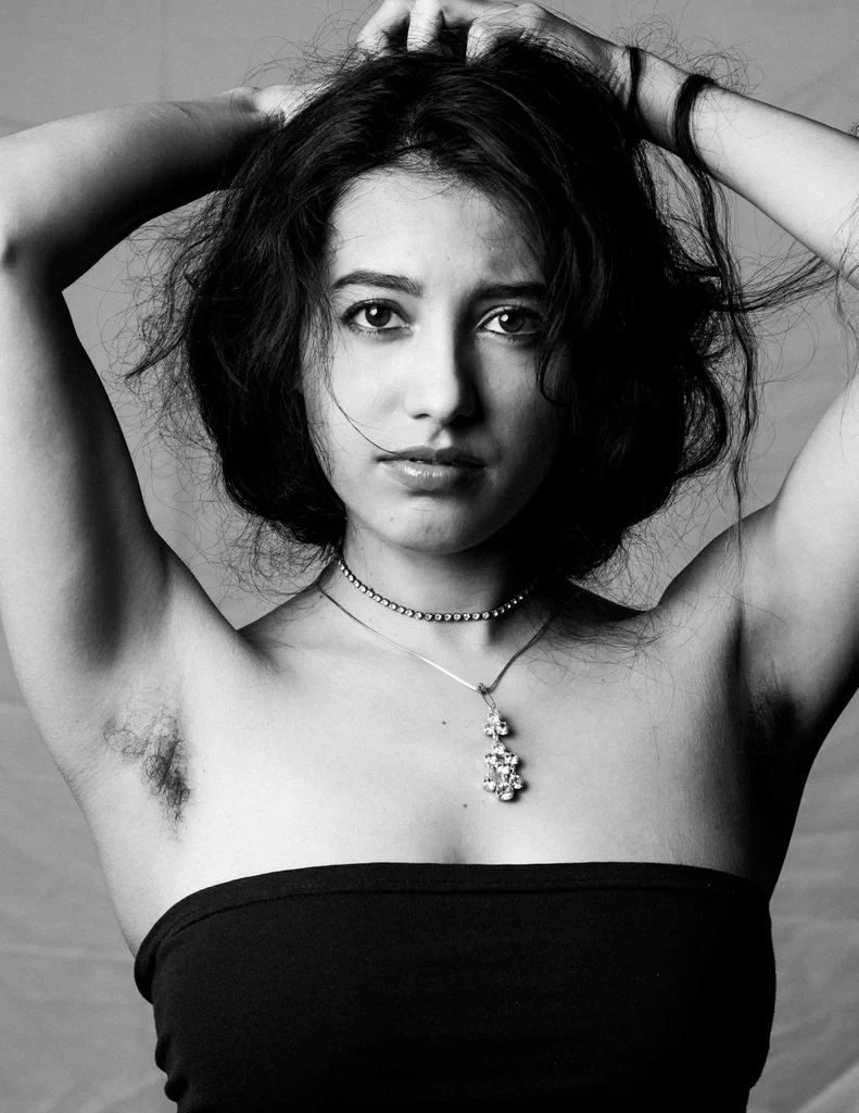 Sella Bella's avatar
