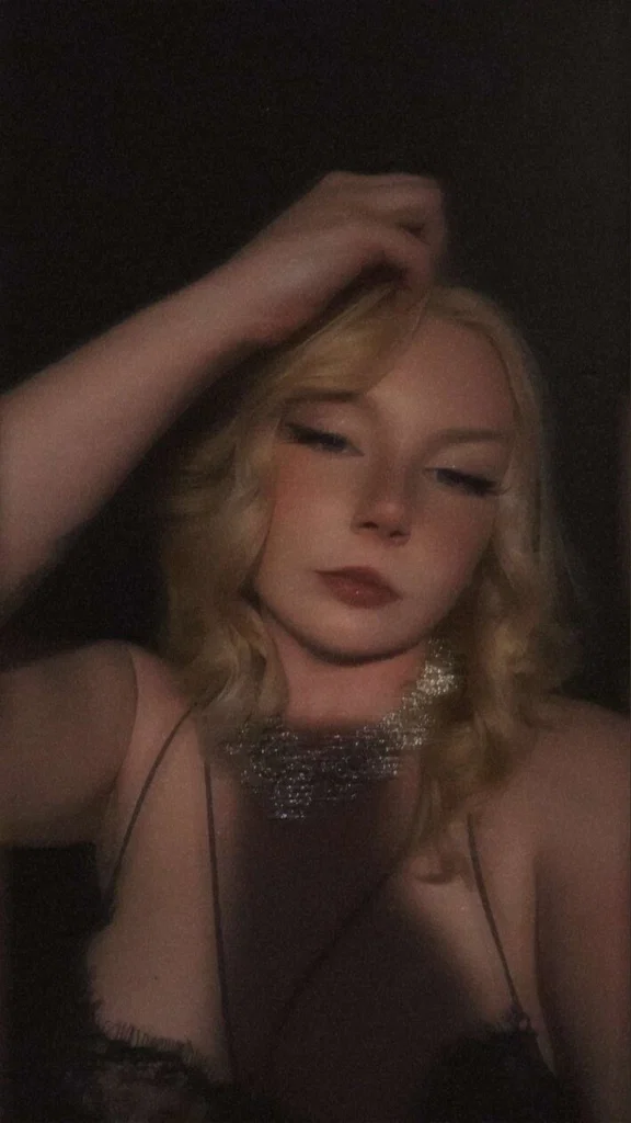 ⋆˙⟡( ၴႅၴ ℒ𝒾𝓁𝓎 ( ၴႅၴ⟡˙⋆