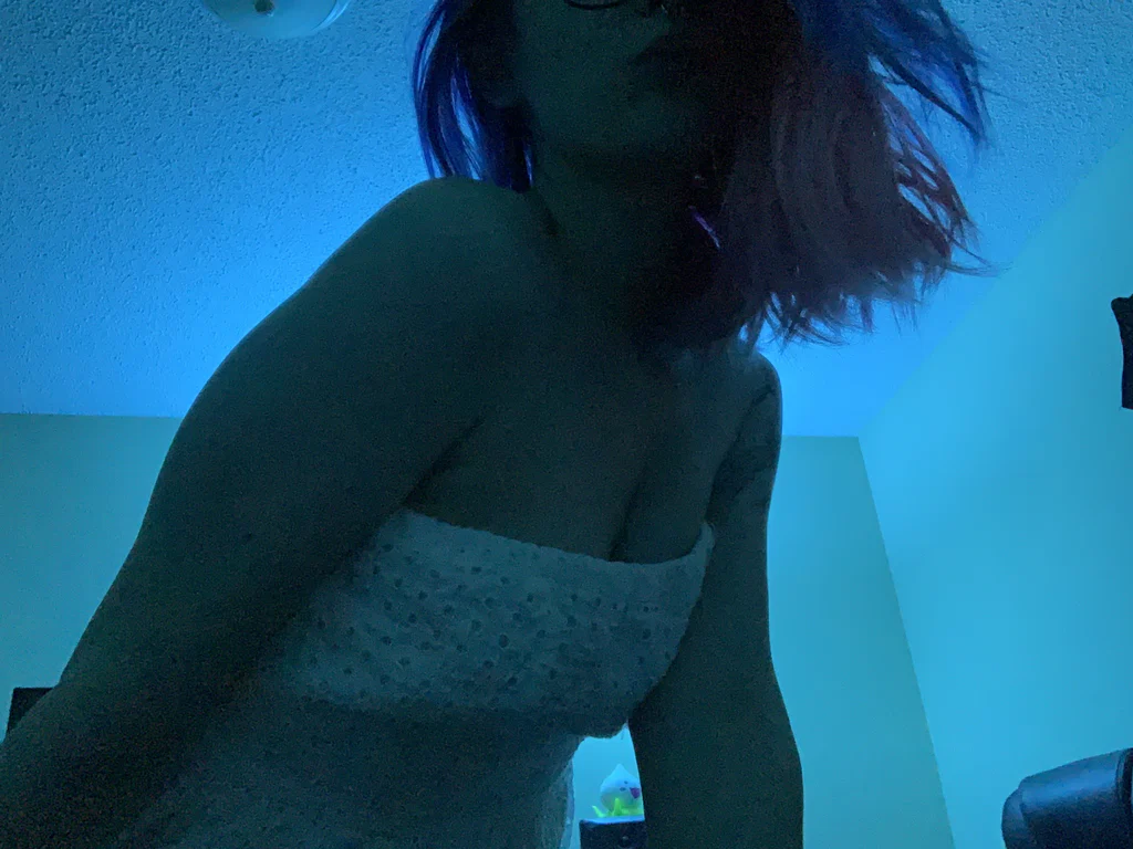 Bitch Kitty's avatar